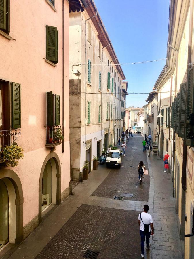 Casa Vacanze Al Porto Iseo Bagian luar foto